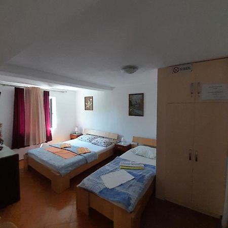 Apartments Kovacevic Petrovac Ruang foto
