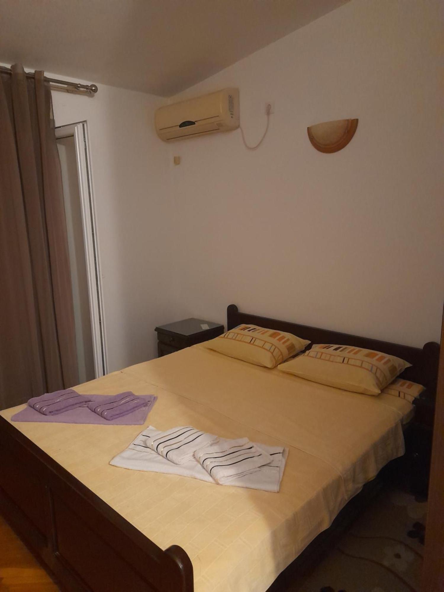 Apartments Kovacevic Petrovac Ruang foto