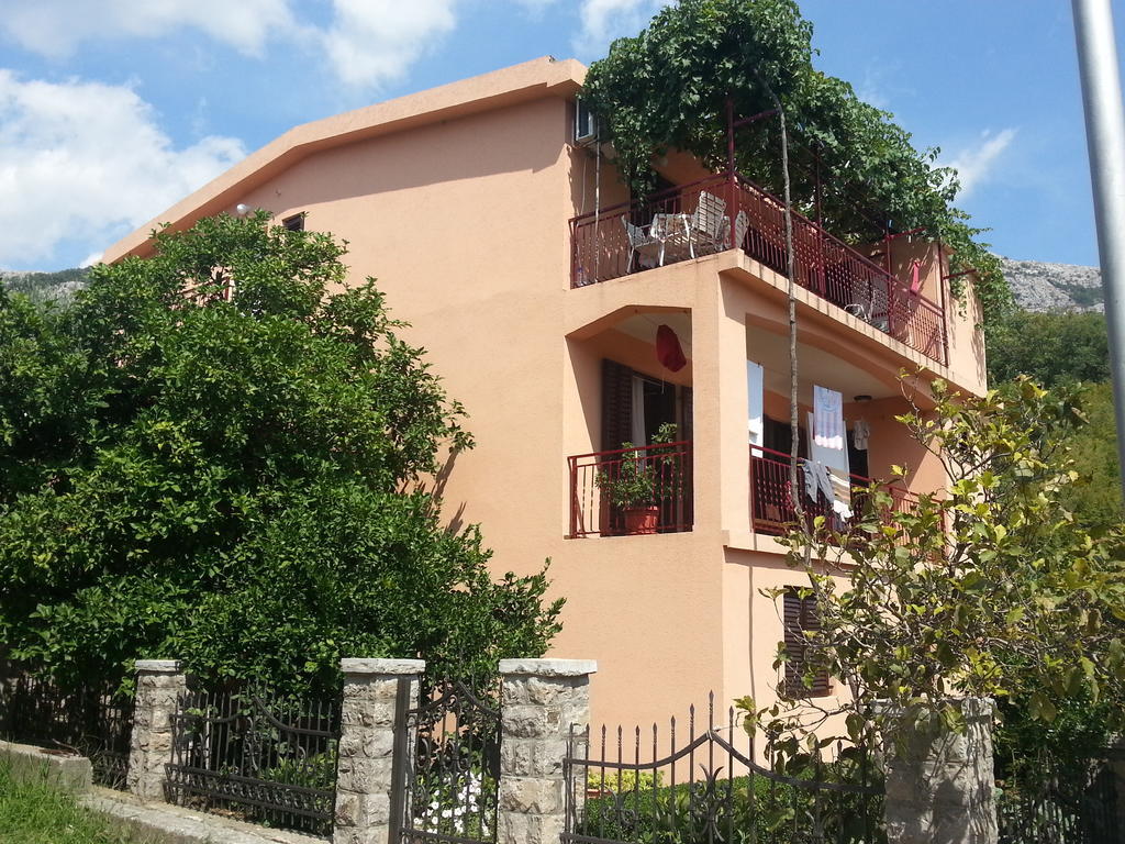 Apartments Kovacevic Petrovac Bagian luar foto