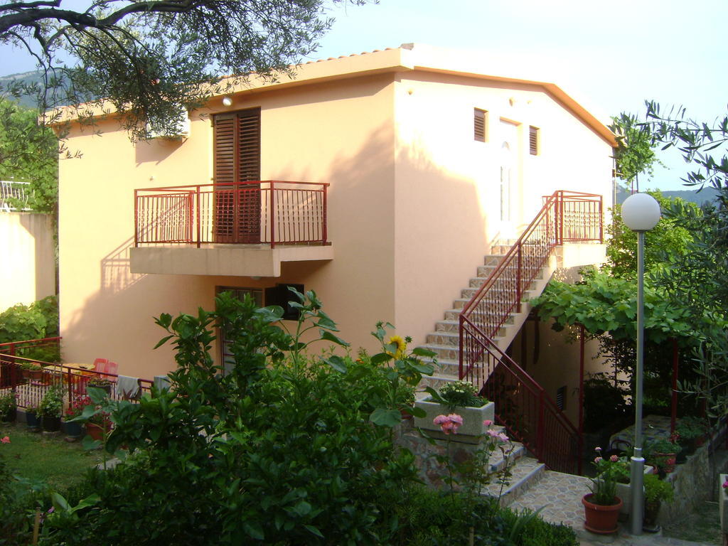 Apartments Kovacevic Petrovac Bagian luar foto