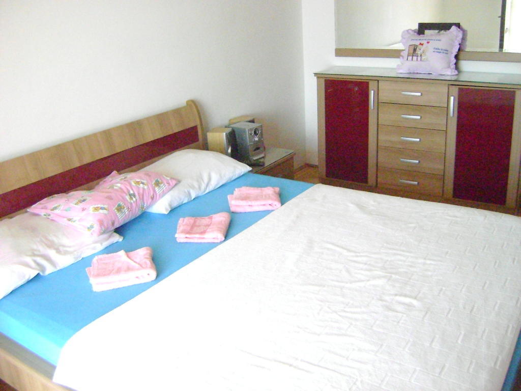Apartments Kovacevic Petrovac Ruang foto